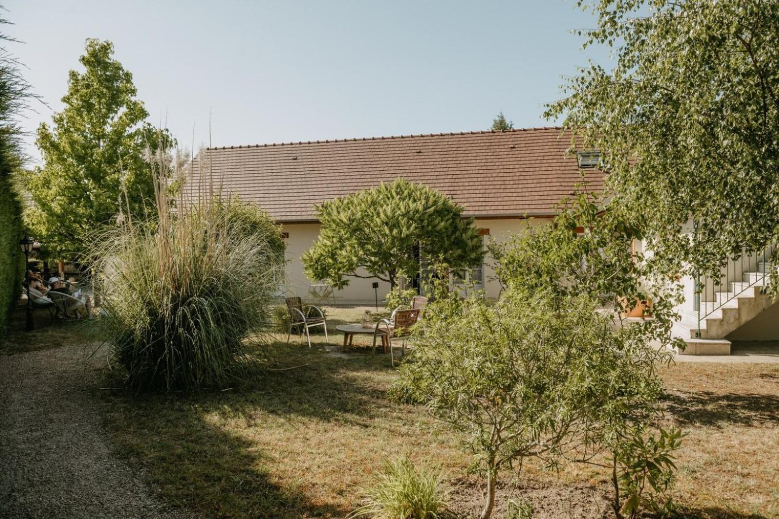 Logis Du Chateau Hotel